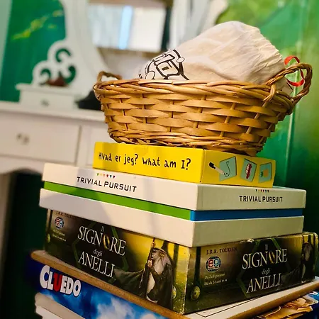 לינה וארוחת בוקר The Luxory Cat 3*